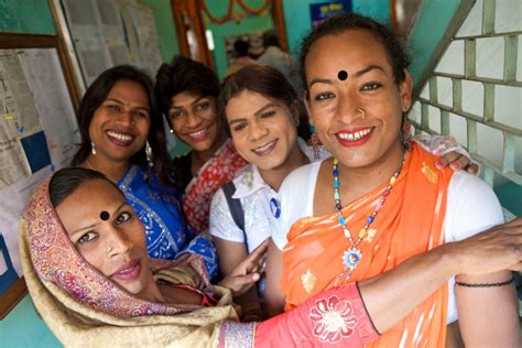 남성도 여성도 아닌 제 의 성 남아시아의 성 소수자 히즈라 Hijra DiverseAsia