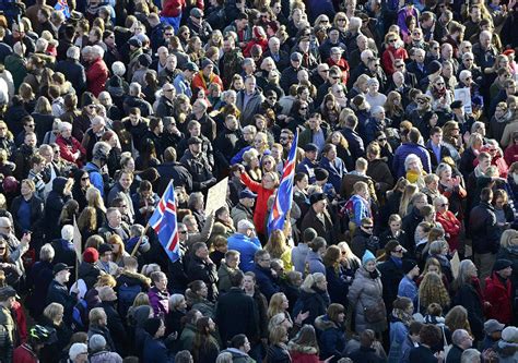 Panama Uprising Thousands Gather In Iceland For Prime Ministers Resignation
