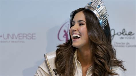¿debería Renunciar A Su Trono La Miss Universo Colombiana Paulina Vega