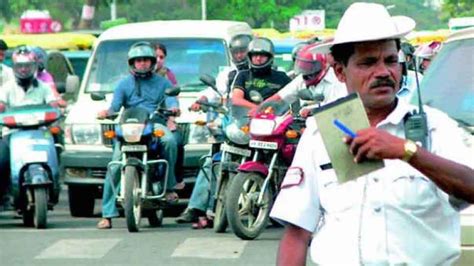 However, vexed by the challan, he chose a novel way to express his anger. Bhopal MP pays fine, apologises for helmet-less motorcycle ...