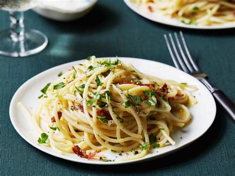 Best Spaghetti Alla Carbonara The Traditional Italian Recipes