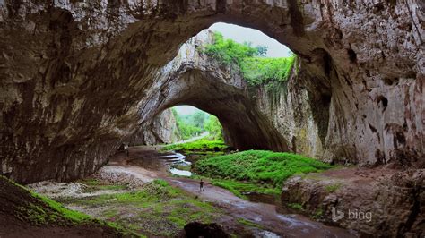 Devetashka Cave Near Lovech Bulgaria 2016 Bing Desktop