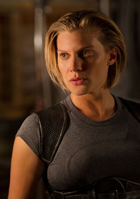 Exclusive Katee Sackhoff Holds Her Own Against The Guys In Riddick Front Row Features