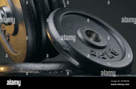 Dumbbell Discs Stock Videos And Footage Hd And 4k Video Clips Alamy