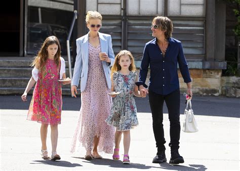 The big little lies star, 54, is mum to daughters sunday, 13, and faith, 10, with her husband keith urban and has two adopted children from her former marriage with tom cruise. Flipboard: Ellen DeGeneres Opens Up About Meeting Baby ...