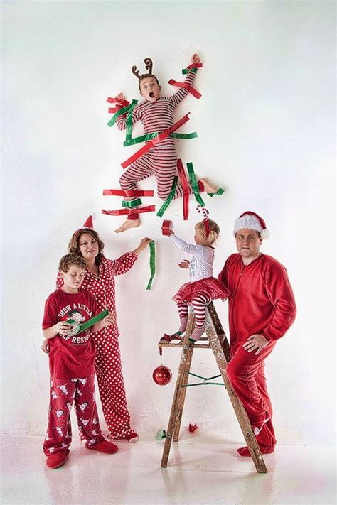 Our christmas card ideas are easy, creative, and unique. 20 Fun and Creative Christmas Card Photo Ideas - Hative