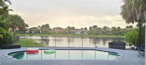 7896 Nw 110th Dr Parkland Fl 33076 Mls A11531341 Redfin