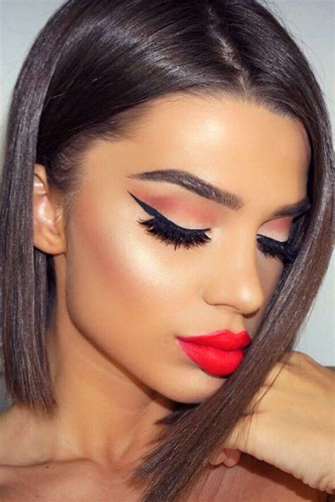 48 Red Lipstick Looks Get Ready For A New Kind Of Magic Makeup