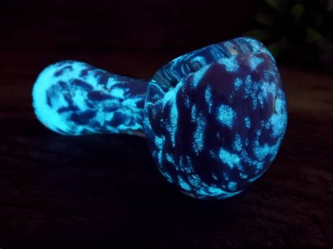 Galaxy Glass Pipe Glow Pipes Glow In The Dark Glass Pipe Bowl For