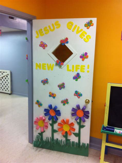 Pin By Tasha Walters On Vbsbible School Spring Classroom Door