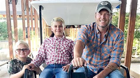 Blake shelton on relationship with gwen stefani's kids: Twinning: Gwen Stefani's Sons Go Country in New Pic with ...