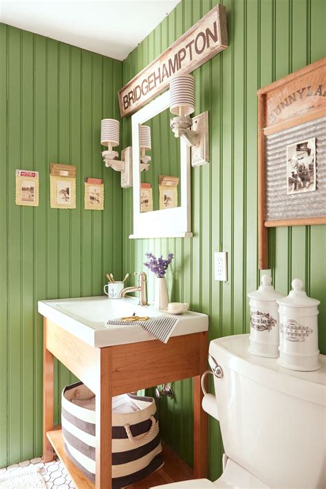 43 Rooms That Prove Green Is The Prettiest Color Rustic Bathroom