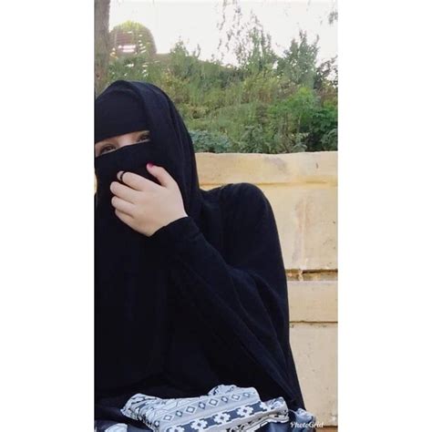 Pin By Hiba Tehreem On Islamic Gril Hijabi Girl Muslim Women Hijab Niqab Fashion