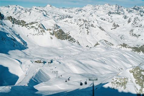 In funzione la seggiovia, sklift monte conca e coccinelle. Lombardia, Fontana firma l'ordinanza per la riapertura degli impianti da sci - Mantovauno.it