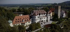 Willkommen bei Schloss Neubeuern