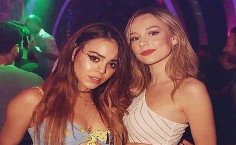 Danna Paola Y Ester Expósito Hacen Estallar Tiktok