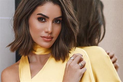 Camila Coelho From Beauty Blogger To Fashion Model And Businesswoman
