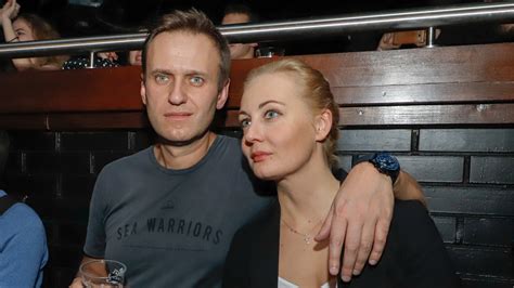 Ioulia Navalny La Femme De Lopposant Russe Qui Veut Continuer Le