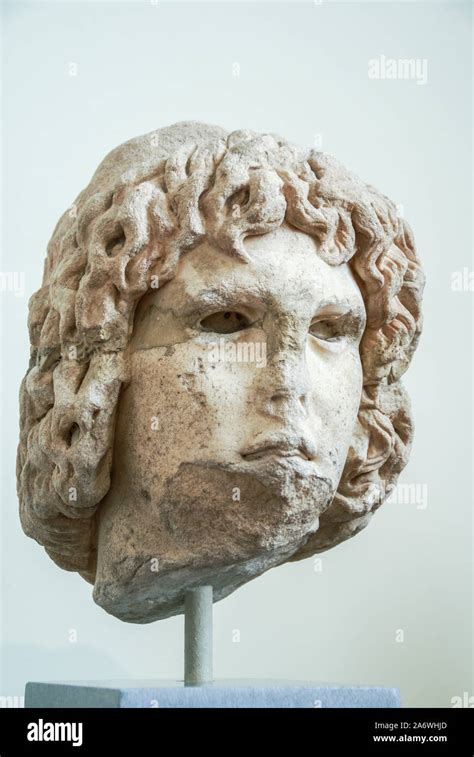 Broken Roman Statue Face Hi Res Stock Photography And Images Alamy