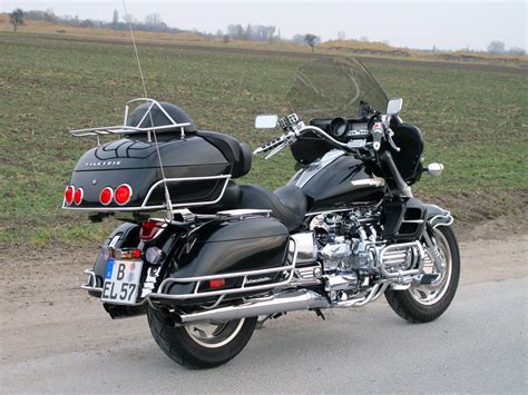 Starting with the top, the most expensive, optioned and heaviest, is the interstate. Honda Valkyrie Interstate - reviews, prices, ratings with ...