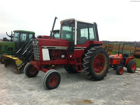 International Harvester 886 Tractors Row Crop 100hp John Deere