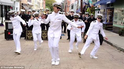 Annapolis Us Navy Sailors Do Parody Video Of Mark Ronsons