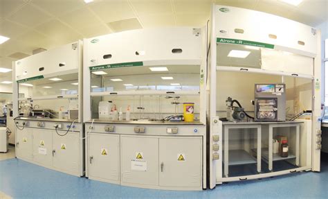 Before using a fume cupboard, users must first assess whether there is a safer way to do the work 19 operating fume cupboards in an energy efficient manner, whilst maintaining safety standards. Fume Cupboard | Fume Cabinet | Fume Hood | Airone R Filtration