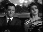 Cary Grant e Ingrid Bergman in una scena del film Notorious - L'amante ...
