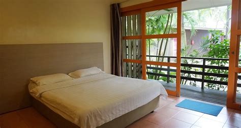Family rooms accommodation consist of two linked rooms for up to six persons. Rooms & Rates - Sematan Palm Beach Resort