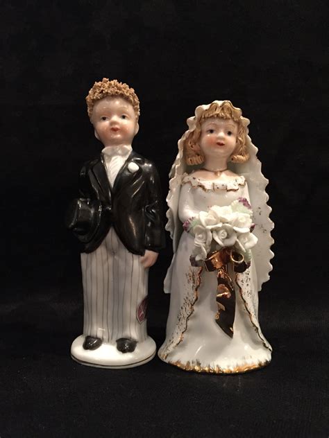 Vintage Bride And Groom Figurines Vintage Wedding Cake Topper