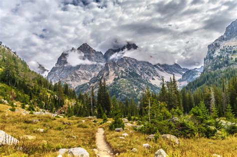 Hiking Trail In The Cascade Canyon Grand Teton National Park Rekluse