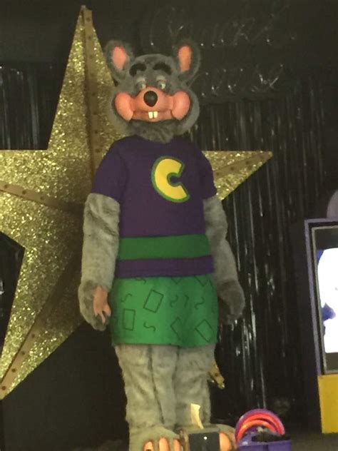 Best Cec Ive Ever Been To Chuck E Cheeses Amino Amino