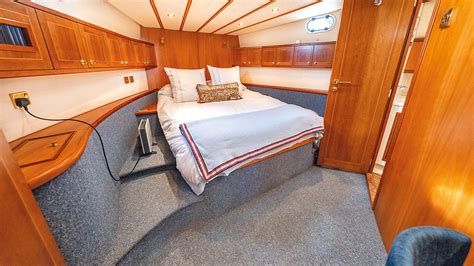 Best Aft Cabin Boats 4 Top Options For Maximising Bedroom Space