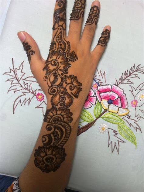 Latest Mehndi Designs For Eid 2012 Stylish Henna Designs