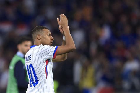 Mbappé rechaza la propuesta de mediación con el PSG