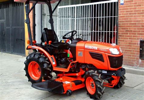 Kubota B2320 Price Specs Review Attachments And Features 2022