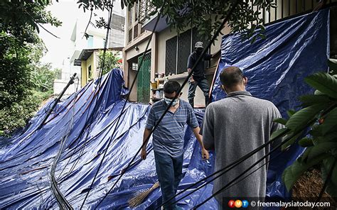 Tanah … kepentingan kawasan tanah tinggi. RM2 juta untuk bina tembok penahan di kawasan tanah runtuh ...