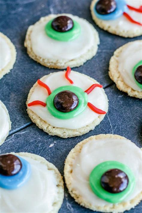 Creepy Eyeball Cookies Easy And Spooky Sugar Cookies Spooktacular