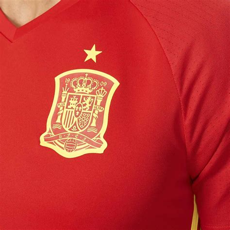 Wie hat sich spanien für die em 2016 qualifiziert? Spanien EM 2016 Trainings-Trikots geleakt - Nur Fussball