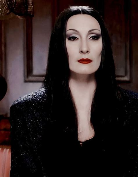 Morticia Addams 🖤🥀 Morticia Addams Gomez And Morticia Gothic Glam Gothic Beauty Gothic Art