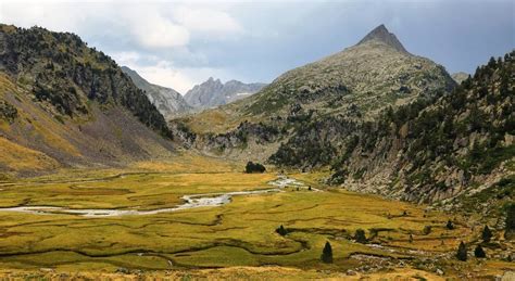 Top 10 Montañas De España Cuáles Son Y Qué Llevar Seatosummit