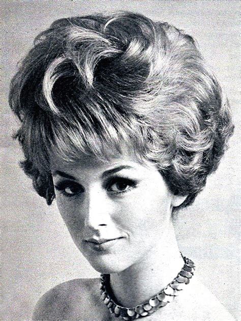 Pin By Marie On The Old Styles Bouffant Wetset Hair Vintage Hairstyles Classic Hairstyles