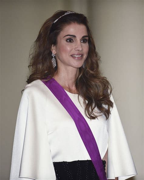 Queen Rania Gives All The Supermodels A Run For Their Money In This Balmain Skirt Queen Rania