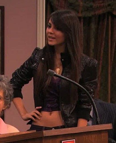 Victoria Justice Photo Victoria Justice Belly Button Belly Shirt