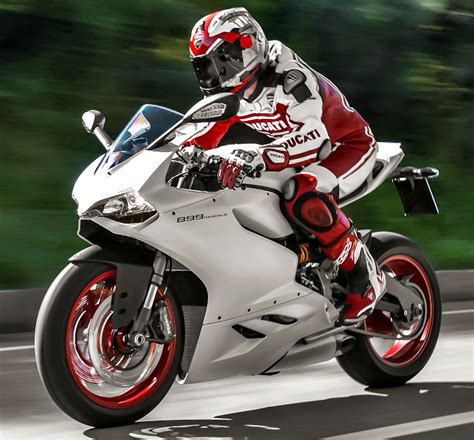 Please use filter to explore a specific category. Ducati 899 PANIGALE 2015 - Fiche moto - MOTOPLANETE