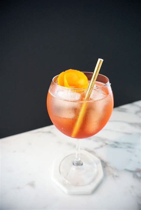 60 Easy Summer Cocktail Recipes Refreshing Summer Drink