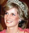 15 Unforgettable Looks From Princess Diana | Mom.com