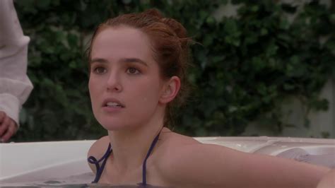 Zoey Deutch Nuda ~30 Anni In Switched At Birth