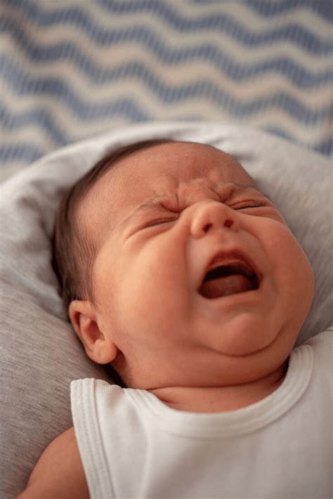 Should You Let Your Baby Cry It Out Baby Crying Baby Crying Face