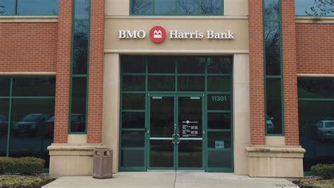 Bmo Doubles Its Kc Area Footprint With Bank Of The West Acquisition